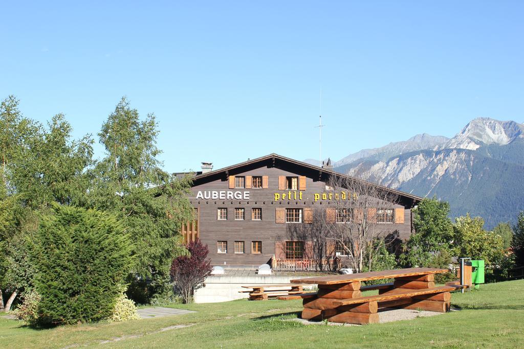 Petit Paradis Кран-Монтана Екстер'єр фото